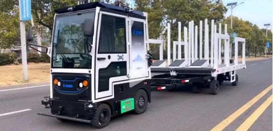 哈工库讯 | 10T 无人驾驶牵引车：智能物流新利器